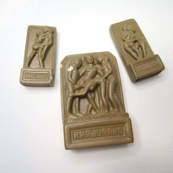 Vintage Khajuraho plaster tiles - Picture 3 of 15